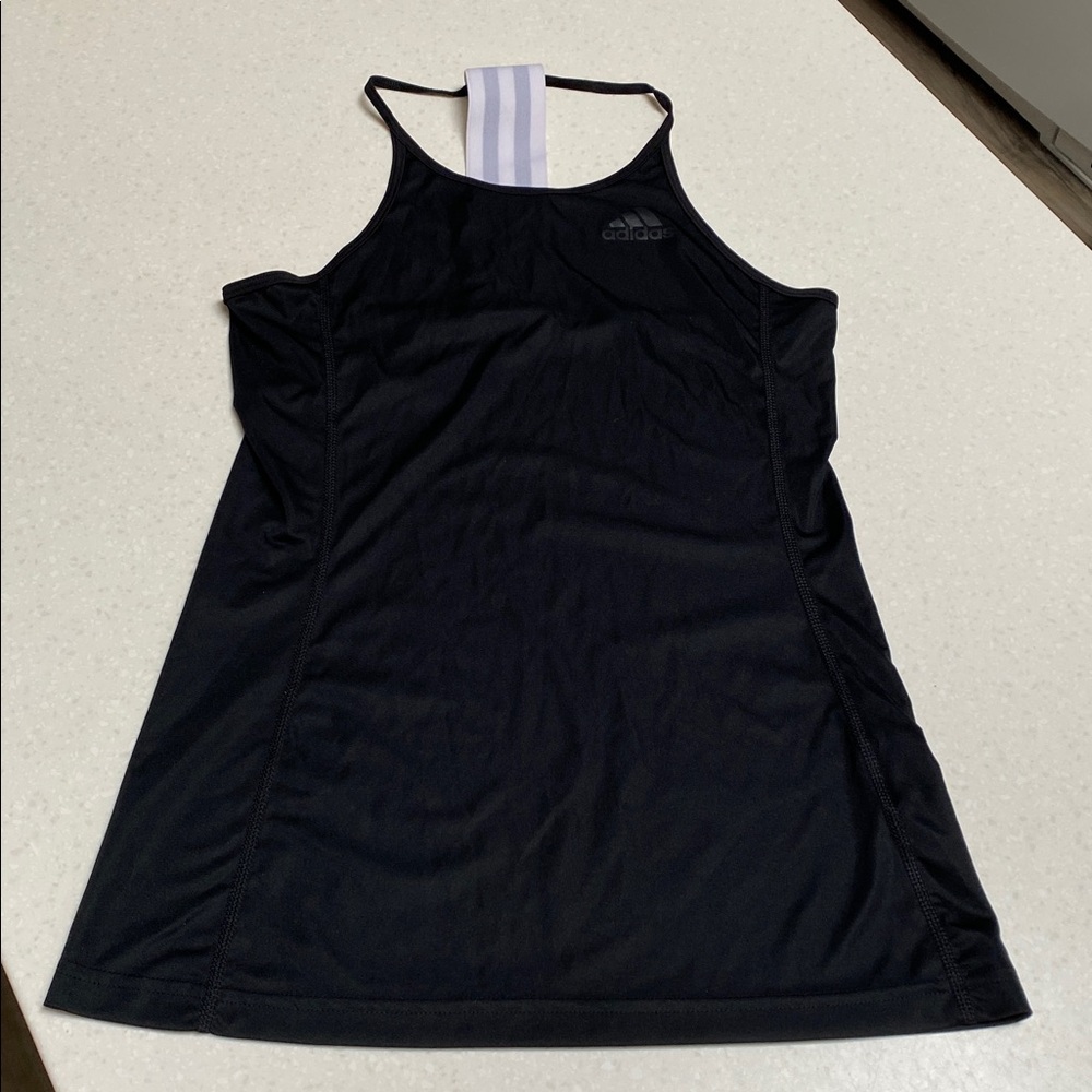 Adidas fitted tank w stripes back detailing